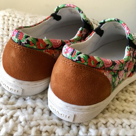 Coach C103 floral leather slip-on - Picture 5 of 8